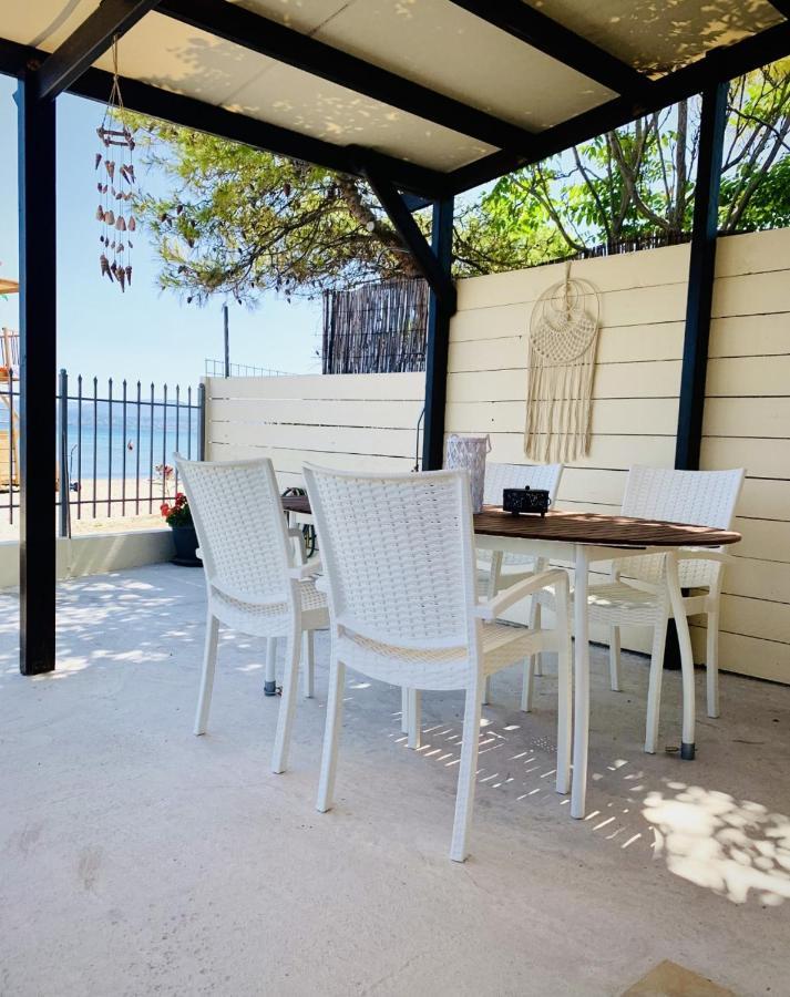 דירות House By The Sea In Artemis מראה חיצוני תמונה